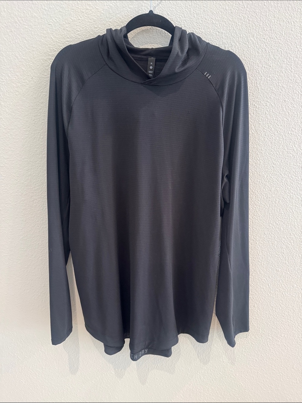 Lululemon men’s Drysense Hoodie